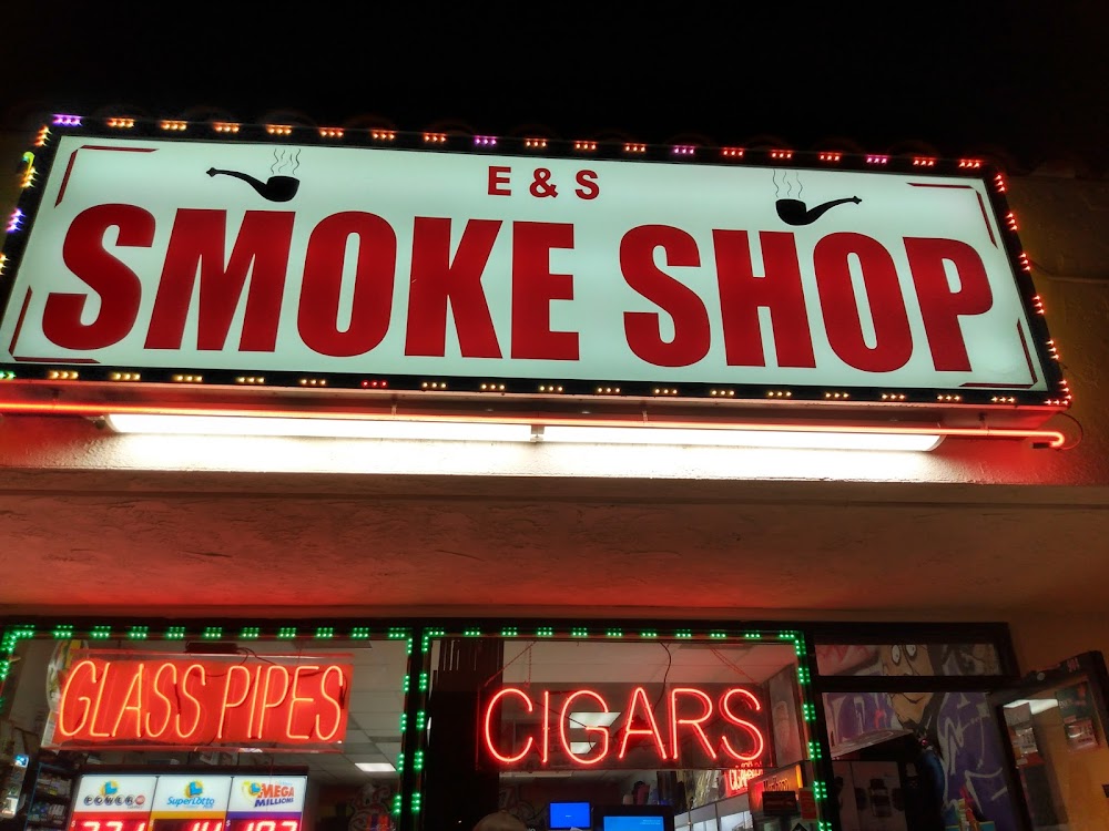 E & S Smoke Shop