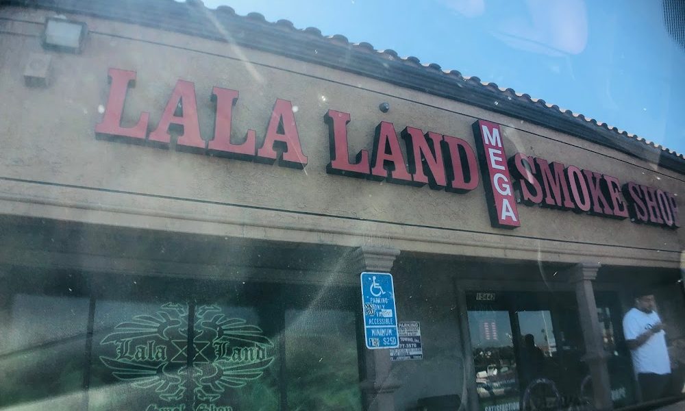 Lala Land Smoke Shop